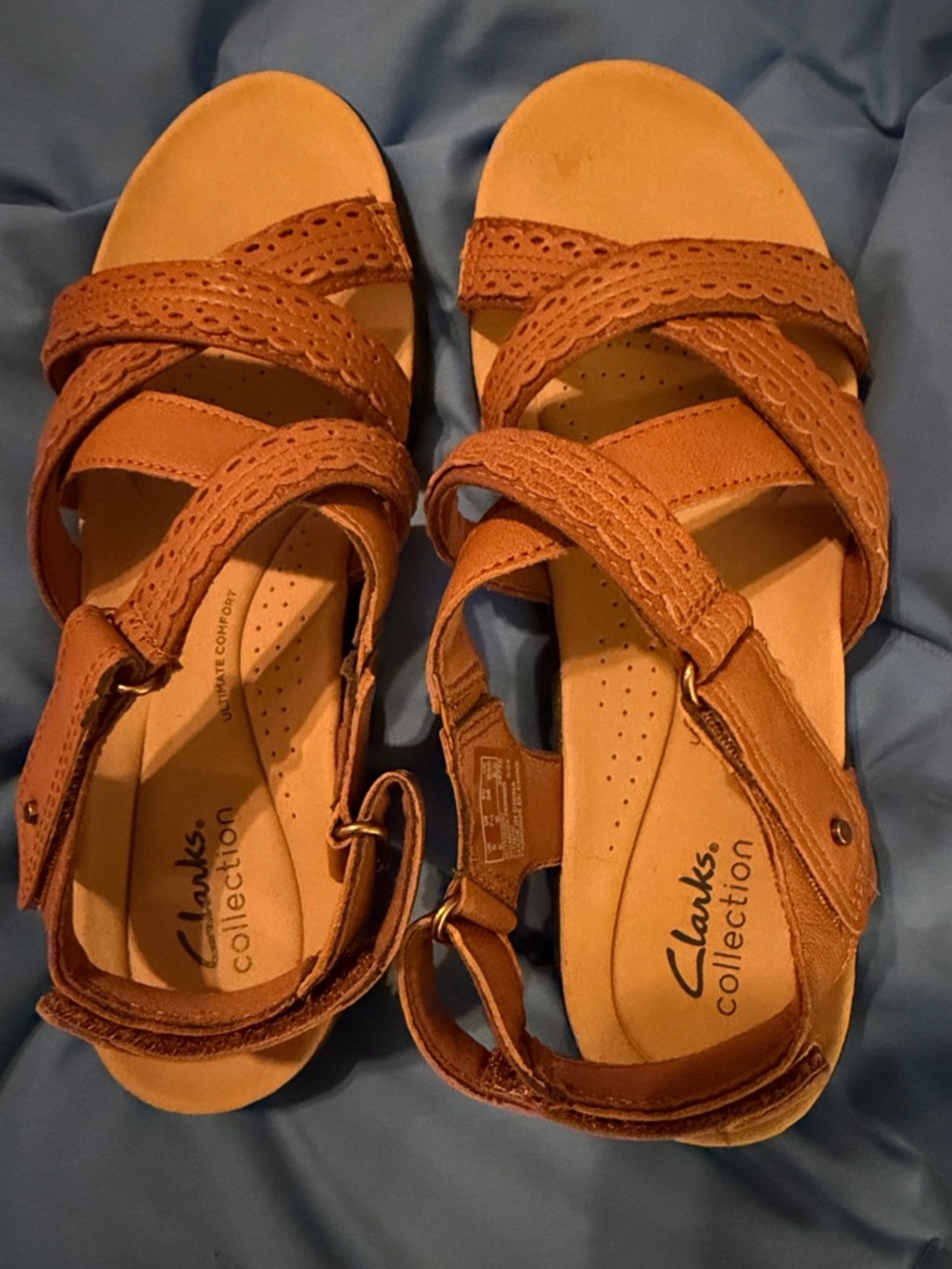 Clarks Women's Brown Strappy Leather Comfort Sandals